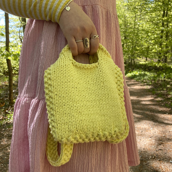 

Simple Crossbody Bag - Taske
2