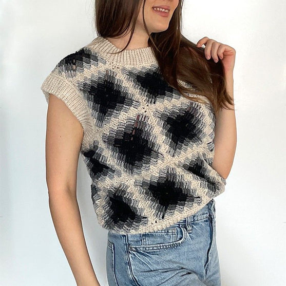 

Pixel Fade - Vest
2