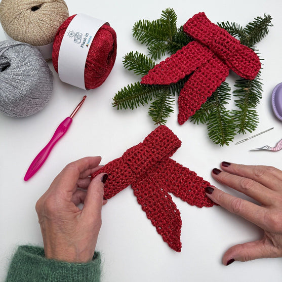 

Hæklet Sløjfe - Julepynt
6