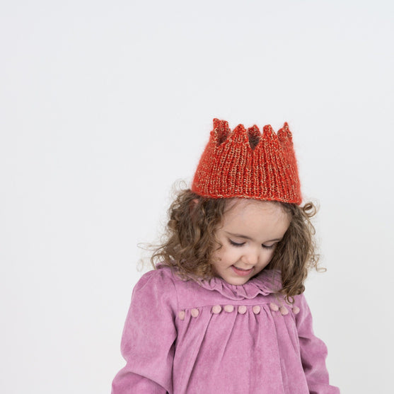 

Knitted Crown - Pandebånd
5