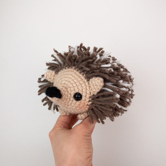 

Heath the Hedgehog - Pindsvin
2
