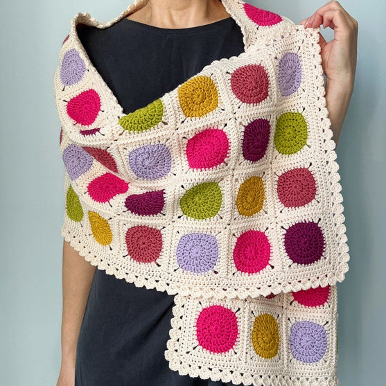 

Anna’s Garden - Stola
4