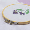 

Broderiring med Stof - Hobbii
4