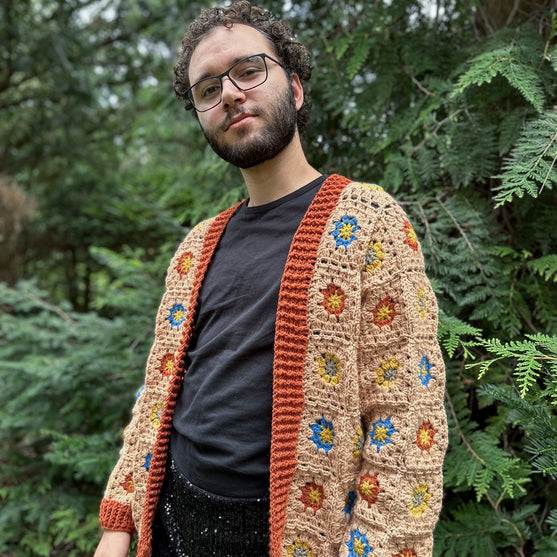 

Floral Fusion - Herrecardigan
3