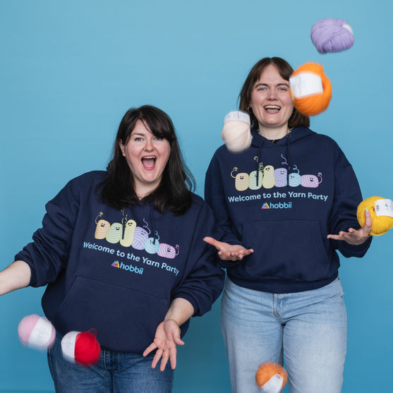 

Party Hoodie - Yarniis (Limited Edition) - Hobbii
2