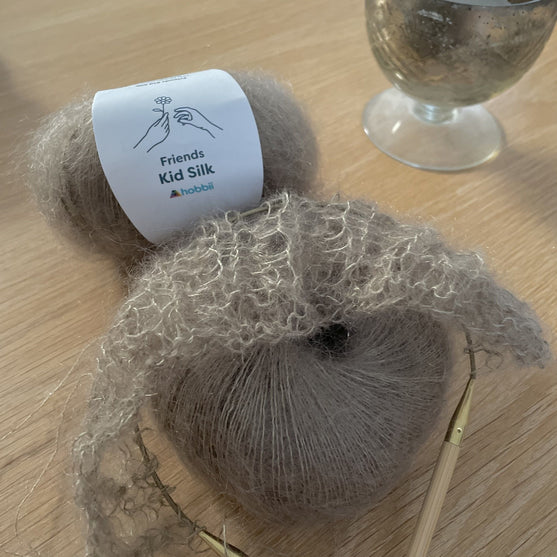 

Fjerlet - Tørklæde
3