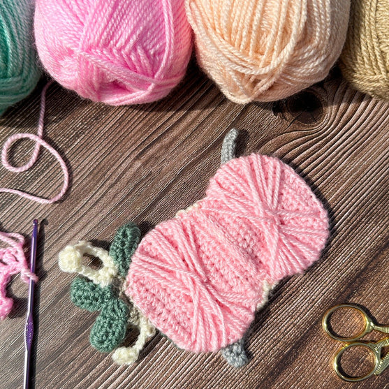 

Garnnøgle og hæklenål - Applikation
4