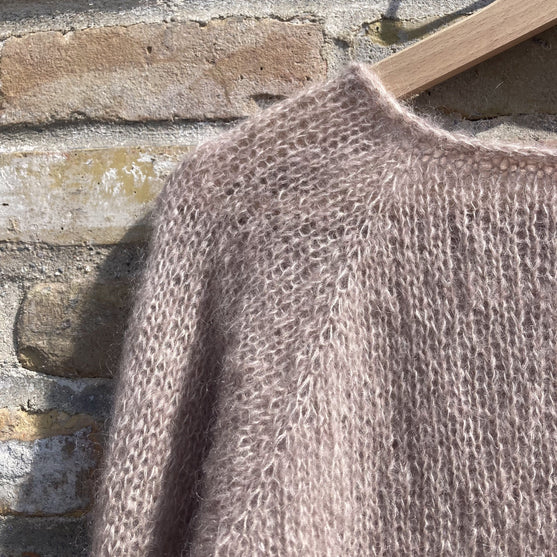 

Summer Lotus - Bluse
6