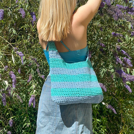 

Stripes on you - Taske
1