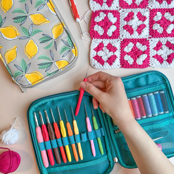 

Opbevarings Etui m. Print - Hobbii
7