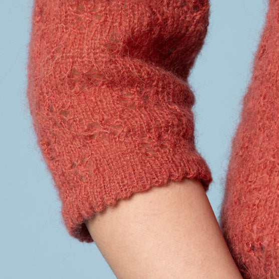 

Martha - Bluse med hulmønster
5