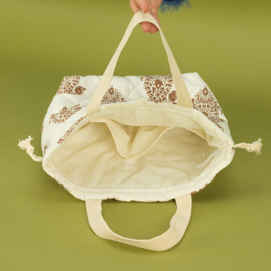 

Quiltet Projekttaske m. Snørelukning - Hobbii
4