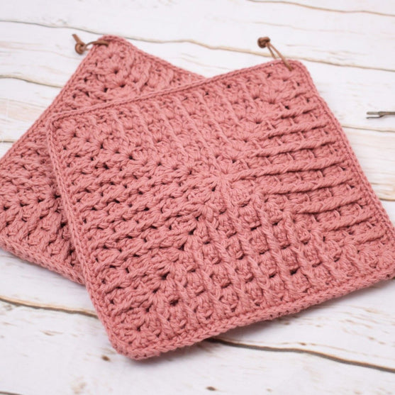 

Granny Riller - Grydelapper
3