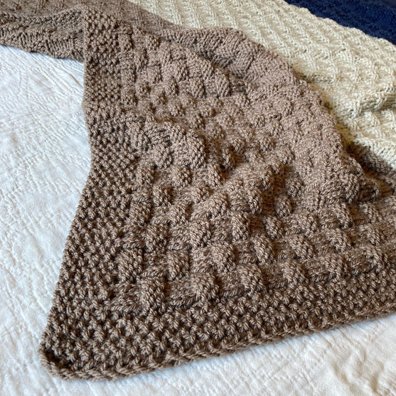 

Alexander - Baby- og børnetæppe
4