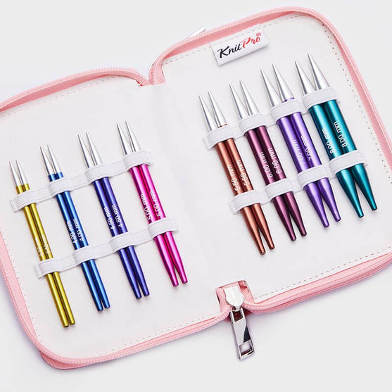 

Zing Deluxe - Sæt med Korte Udskiftelige Rundpinde - KnitPro
2