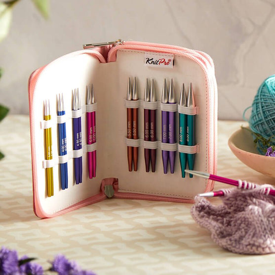 

Zing Deluxe - Sæt med Korte Udskiftelige Rundpinde - KnitPro
3